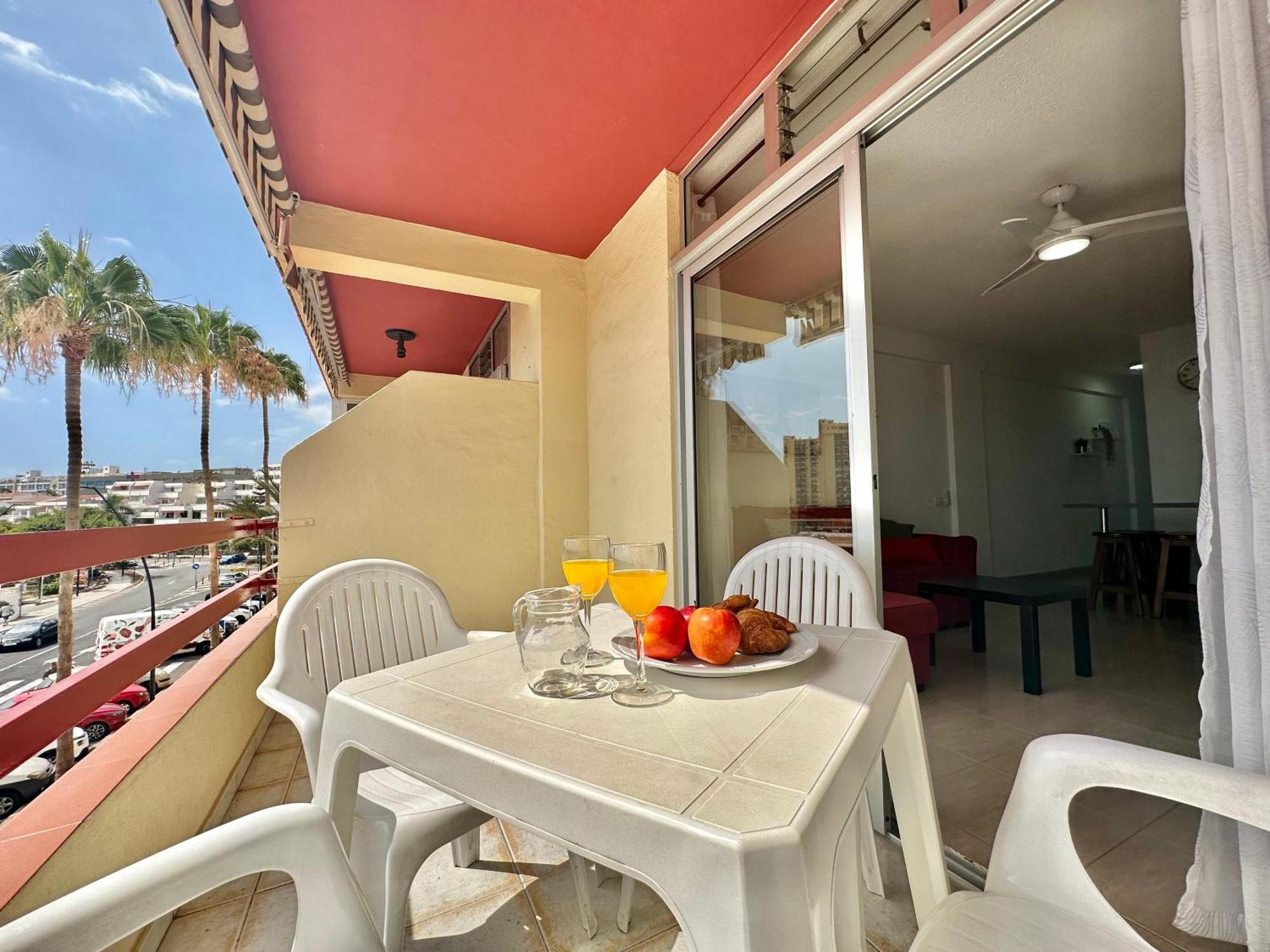 Sunbeach Apartment Arona  Ngoại thất bức ảnh