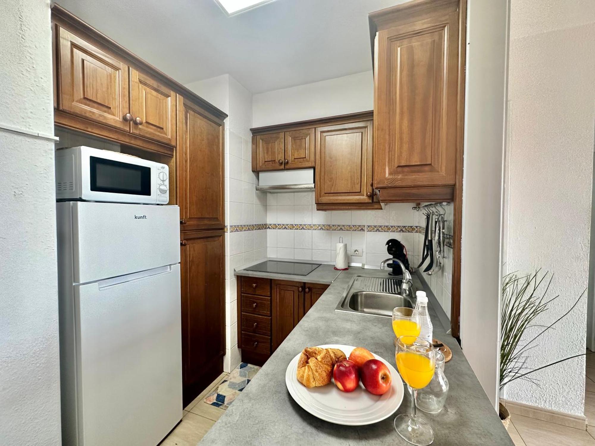 Sunbeach Apartment Arona  Ngoại thất bức ảnh